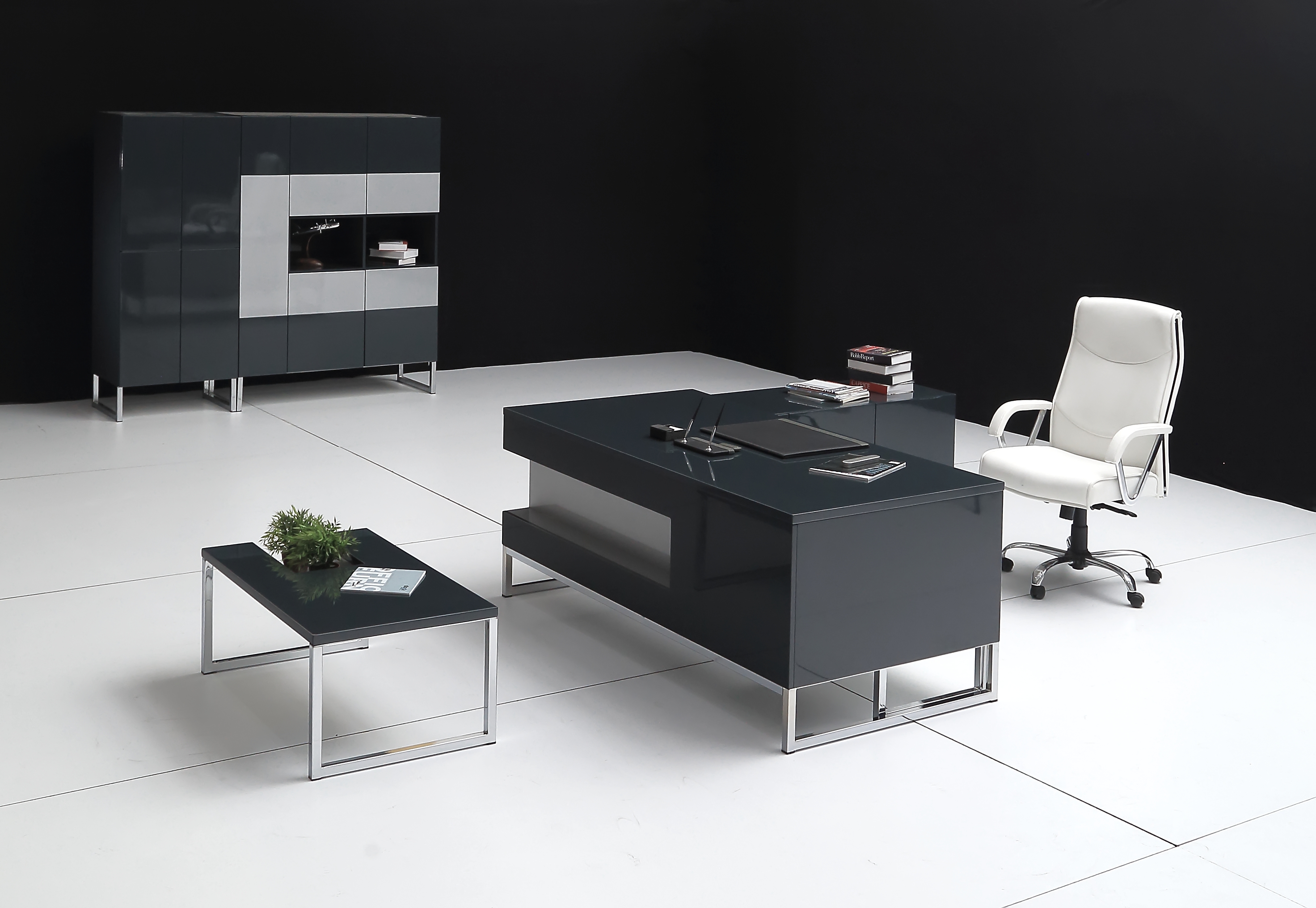 Modern touches to your office with Plena.